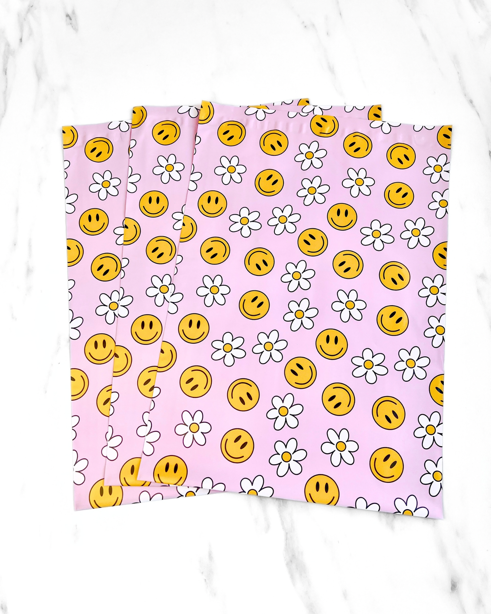 10x13" Lilac Daisies Poly Mailers