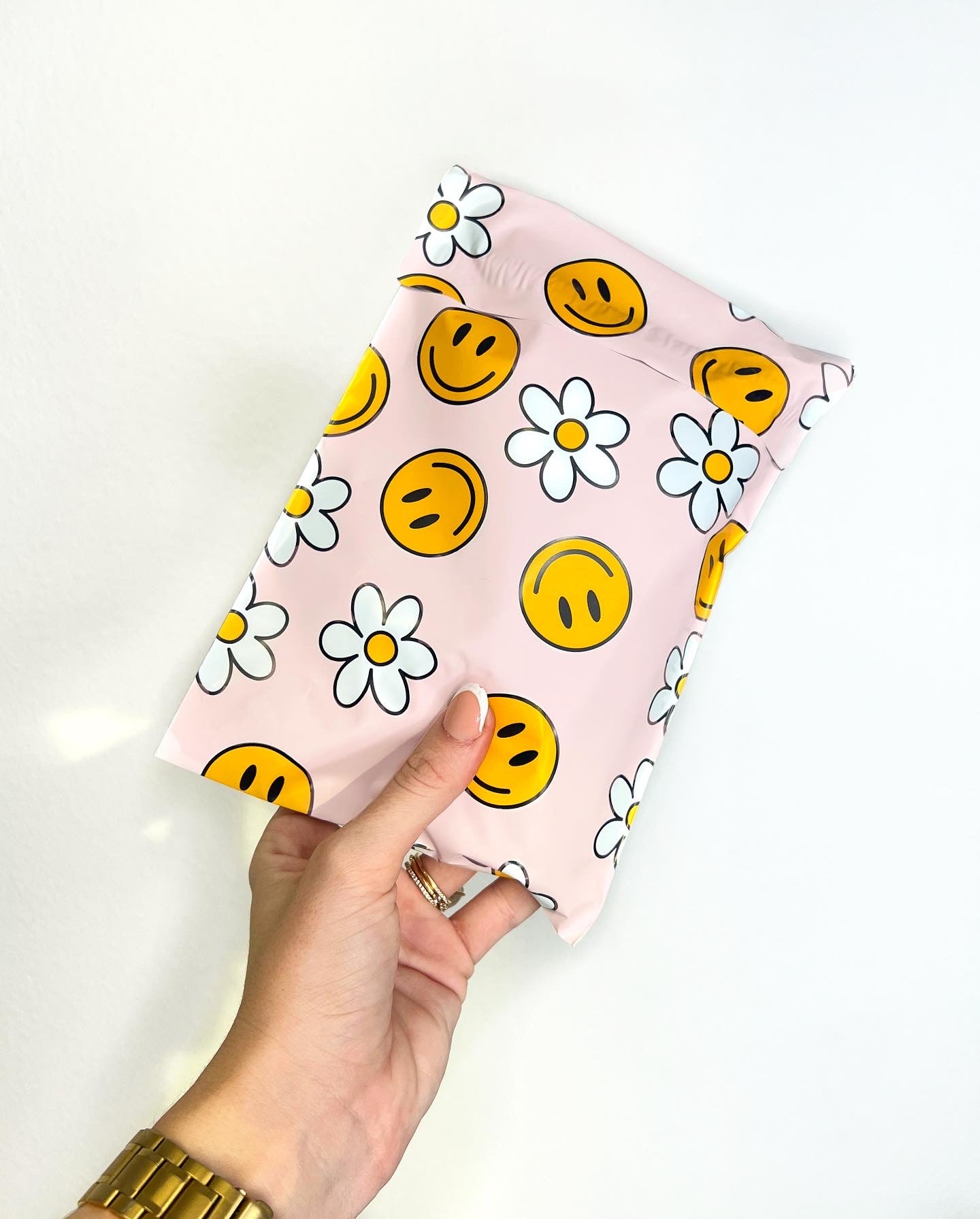 6x9" Baby Pink Daisies Poly Mailers