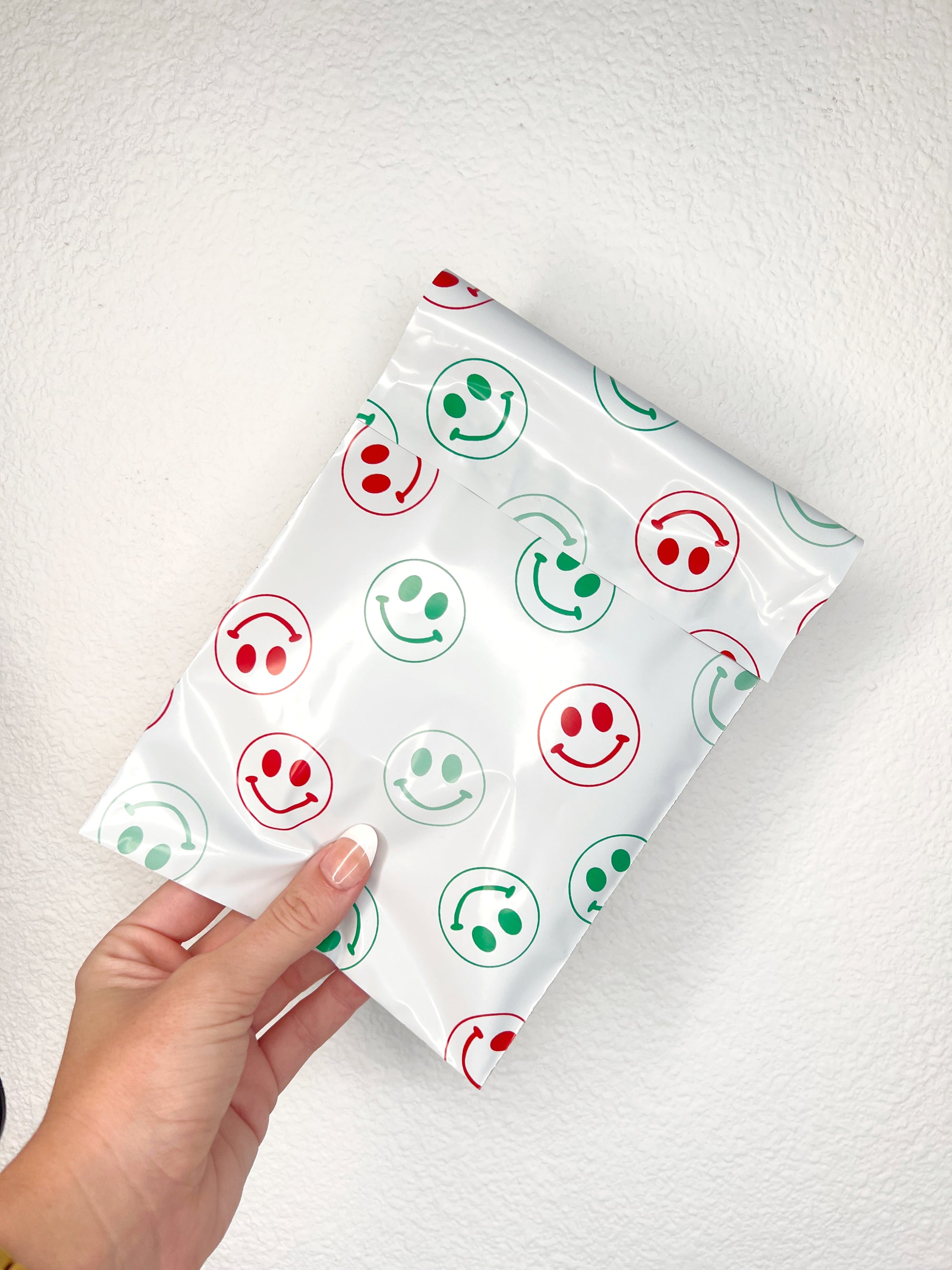IMPERFECT - 6x9" Holiday Happy Mail Poly Mailers