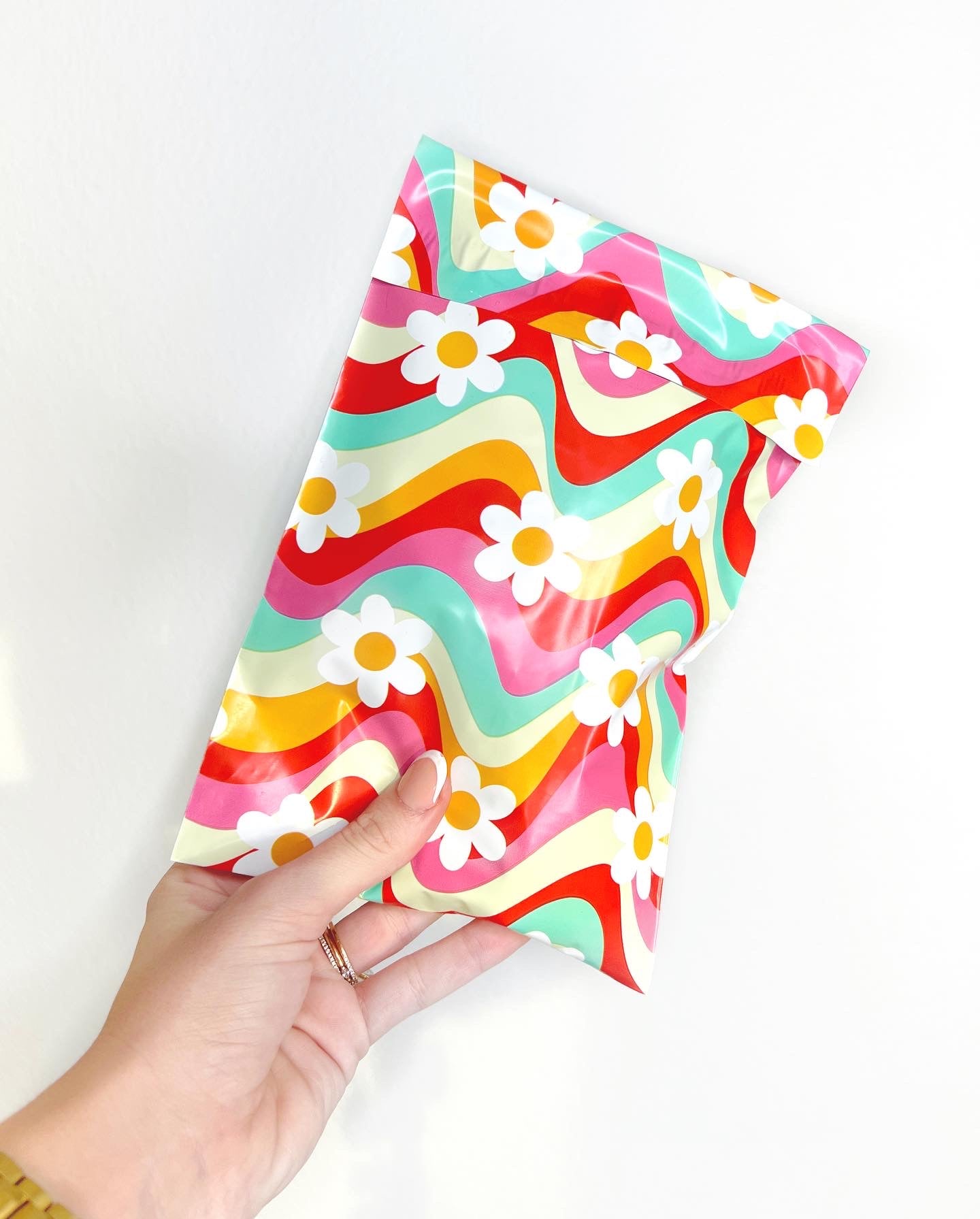 6x9" rainbow floral mailers