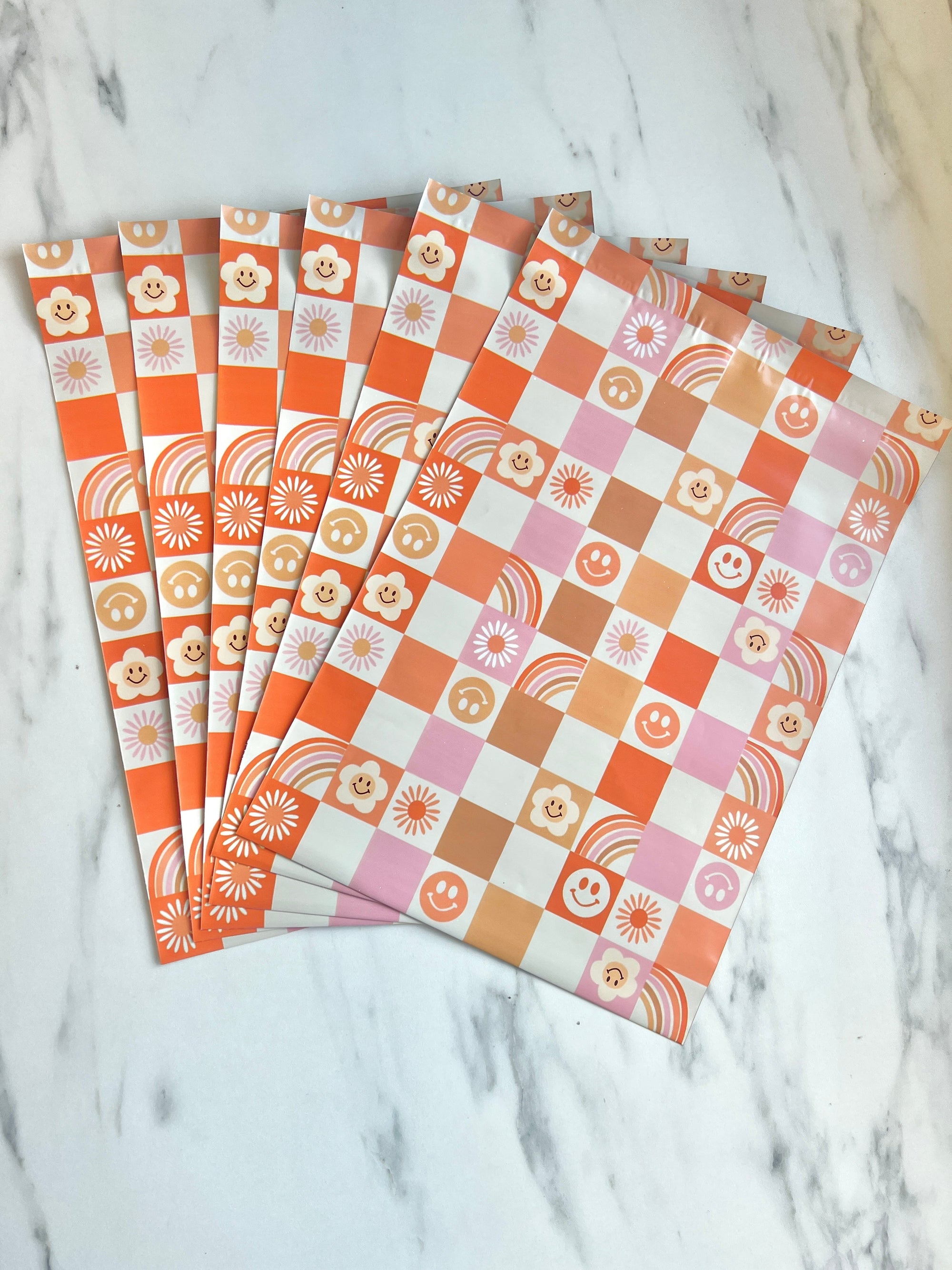 IMPERFECT! 10x13" retro checkered mailer